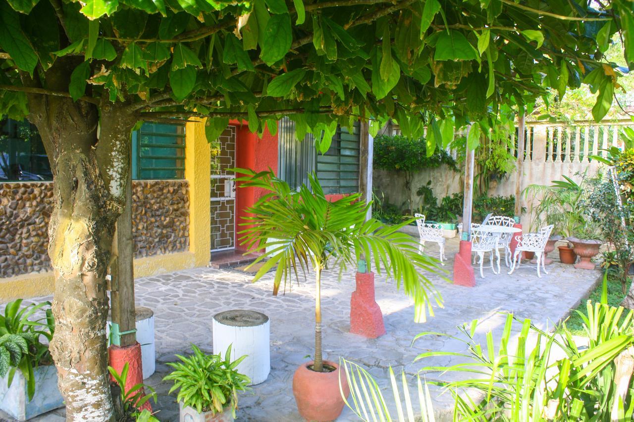 Hotel Maya Corozal Exteriör bild